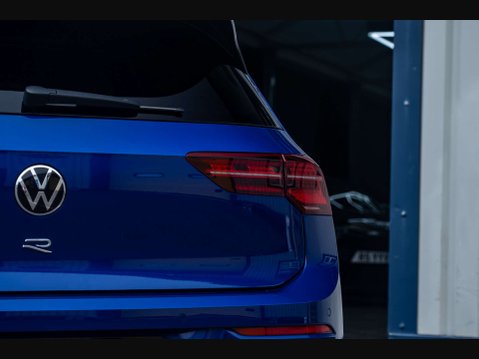 Volkswagen Golf 2.0 Golf R TSi 4Motion Semi-Auto 4WD 5dr 27