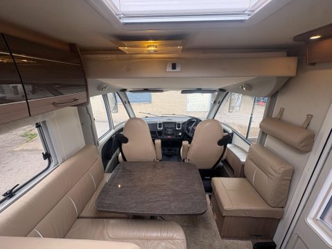 Burstner Aviano i727 8