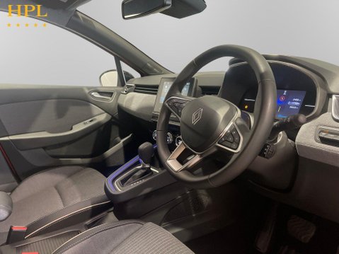 Renault Clio 1.6 E-TECH techno Hatchback 5dr Petrol Hybrid Auto Euro 6 (s/s) (145 ps) 12
