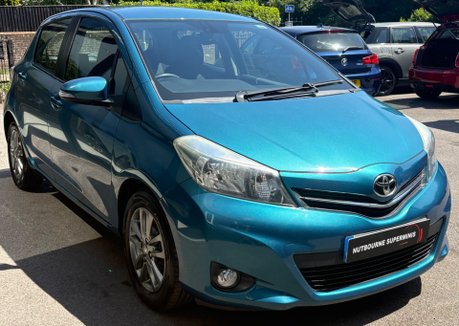 Toyota Yaris 1.3 VVT-i Icon Plus Petrol Manual - DEPOSIT TAKEN 14