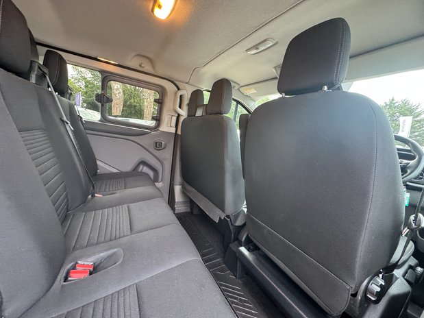 Ford Transit Custom Crew Cab [SOLD MT] AUTO SWB L1H1 Low Roof Limited 320 Air Con Alloys Sensor 17