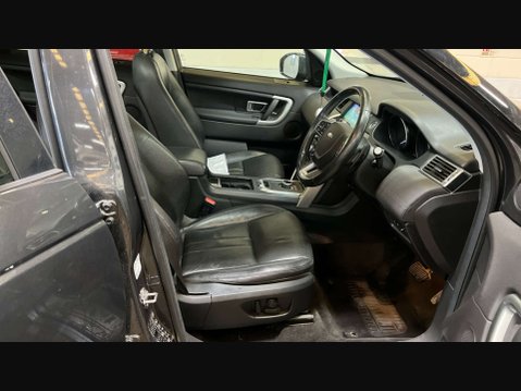 Land Rover Discovery Sport 2.0 Discovery Sport Black HSE SD4 Auto 4WD 5dr 11