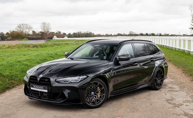 BMW M3 COMPETITION M XDRIVE TOURING 2