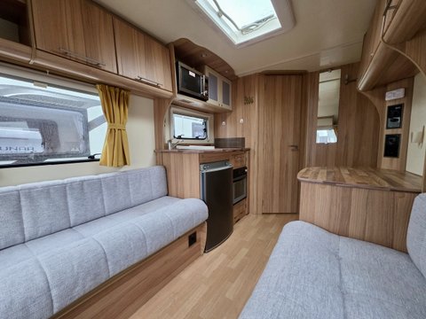 Bailey Orion 400/2 12