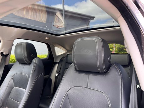 Jaguar E-Pace 2.0 P250 R-Dynamic HSE Auto AWD Euro 6 (s/s) 5dr 31