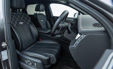 Bentley Bentayga V8 First Edition 14