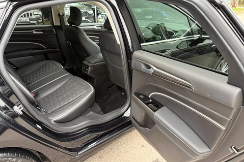 Ford Mondeo VIGNALE HYBRID - RARE CAR -CAMERA-HEATED/COOLED/ELECTRIC SEATS -HUGE SPEC 30