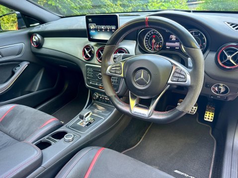Mercedes-Benz CLA Class 2.0 CLA45 AMG Coupe SpdS DCT 4MATIC Euro 6 (s/s) 4dr 29