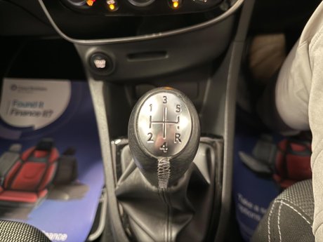 Renault Clio 0.9 TCe Dynamique Nav Euro 6 (s/s) 5dr 10