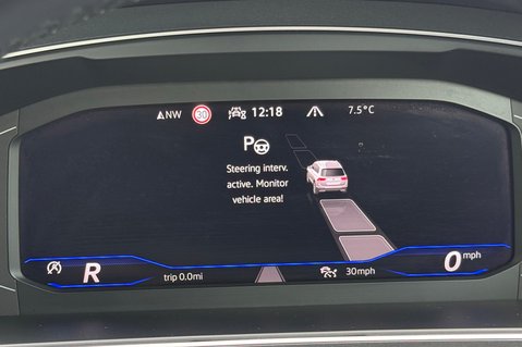Volkswagen Tiguan R-LINE TSI DSG - ONE OWNER - APPLE CAR PLAY -ADAPTIVE CRUISE 51