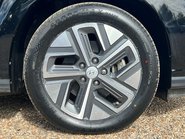 Hyundai KONA PREMIUM 4