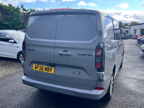 Ford Transit Custom 2.5 320 Duratec 11.8kWh Limited Crew Van Auto L1 H1 Euro 6 5dr 6