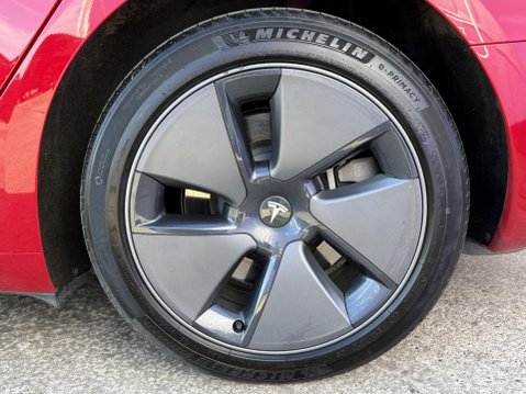 Tesla Model 3 Saloon 4dr Electric Auto RWD (241 bhp) 16