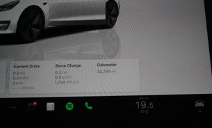 Tesla Model 3 RWD Standard Range Ryzen 1 Owner Adaptive LEDs Heat Pump Pano Roof  20