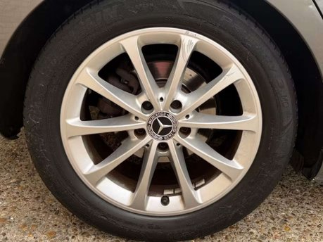 Mercedes-Benz A Class 1.5 A180d Sport Hatchback 5dr Diesel 7G-DCT Euro 6 (s/s) (116 ps) 10
