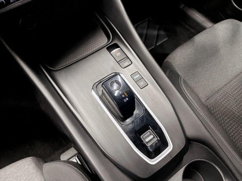 Nissan Qashqai 1.5 h e-POWER N-Connecta SUV 5dr Petrol Hybrid Auto Euro 6 (s/s) (190 ps) A 17