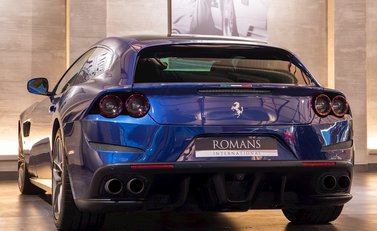 Ferrari GTC4 Lusso T 3