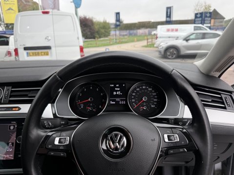 Volkswagen Passat 1.4 TSI SE Business DSG Euro 6 (s/s) 5dr 34