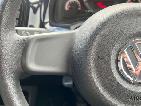 Volkswagen Up 1.0 Move Up 5dr 19