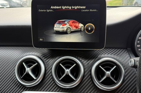 Mercedes-Benz A Class A 220 D AMG LINE -£20 ROAD TAX -APPLE CARPLAY -CAMERA -NEW MOT-FULL HISTORY 46