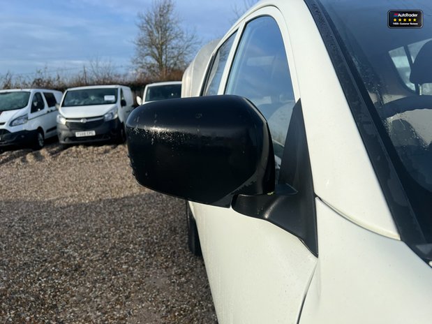 Mitsubishi L200 4Work | 2.5 LT | Double Cab | Cruise Control | NO VAT 15