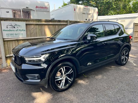 Volvo XC40 2.0 T4 R-DESIGN AWD AUTOMATIC 7