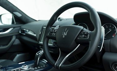 Maserati Levante Trofeo MC Edition 9