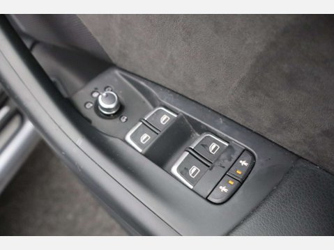 Audi Q3 1.4 TFSI CoD Black Edition SUV 5dr Petrol Manual Euro 6 (s/s) (150 ps) 20