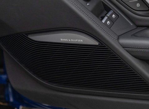 Audi R8 V10 Performance Carbon Black Spyder 15