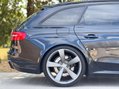 Audi RS4 4.2 RS 4 FSI Quattro Auto 4WD 5dr 10