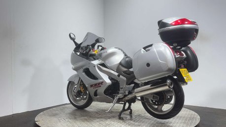 Kawasaki ZZR 2004 ONLY 29K FULL LUGGAGE NEW MOT SERVICED BIG CC TOURER 6