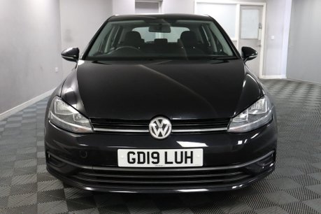 Volkswagen Golf S TSI 5