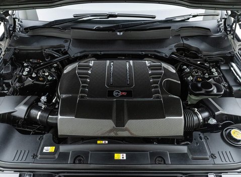 Land Rover Range Rover Sport 5.0 SVR Carbon Edition 35