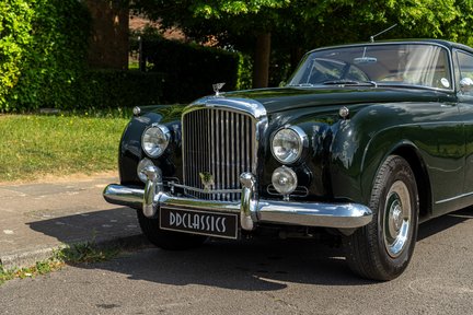 Bentley S2 Continental By H.J.Mulliner 7
