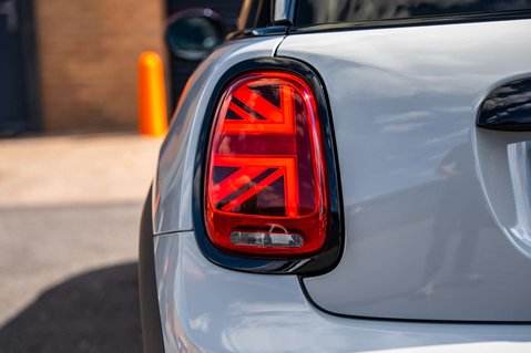 Mini Hatch 2.0 John Cooper Works Auto 3dr 62