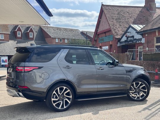 Land Rover Discovery SDV6 HSE LUXURY 