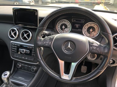 Mercedes-Benz A Class A180 1.6 SPORT EDITION Manual Petrol Pan Roof, Sat Nav, Rear Camera 7