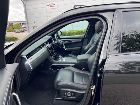 Jaguar F-Pace 2.0 D200 MHEV R-Dynamic SE Auto AWD Euro 6 (s/s) 5dr 94