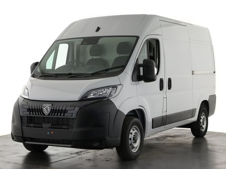 Peugeot Boxer 335 L2H2 BHDi 140 MT6 Professional 7