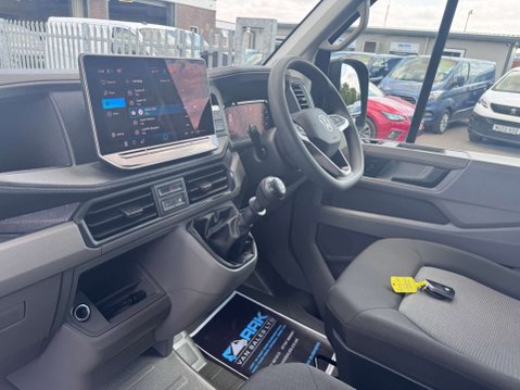 Volkswagen Crafter 2.0 TDI CR35 Commerce Plus Panel Van 5dr Diesel Manual FWD LWB High Roof Eu 27