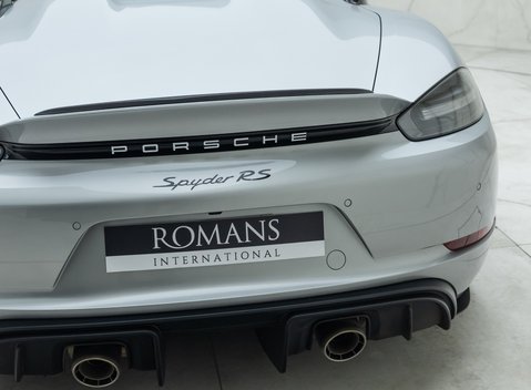 Porsche 718 SPYDER RS 30