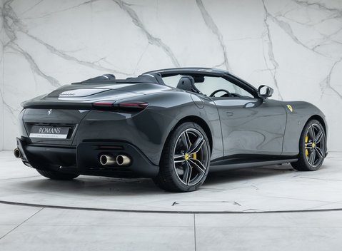 Ferrari Roma SPIDER 9