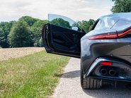 Aston Martin Vantage 4.0 V8 Coupe 8