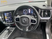 Volvo V60 2.0 T4 Momentum Plus Estate 5dr Petrol Auto Euro 6 (s/s) (190 ps) 13