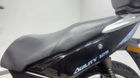 Kymco Agility City 125 2019 12K NEW MOT SERVICED RIDES WELL 125CC LEARNER SCOOTER 8
