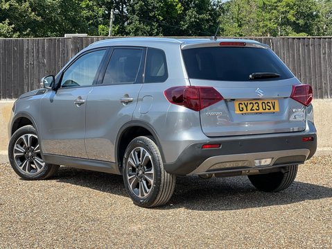 Suzuki Vitara SZ5 BOOSTERJET MHEV 2