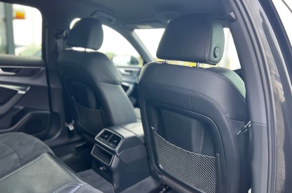 Audi A6 AVANT TDI QUATTRO S LINE AUTO 30