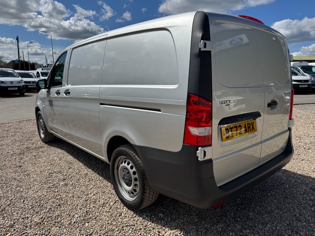 Mercedes-Benz Vito AUTO LWB L2H1 Low Roof Progressive 114 Camera EURO 6 10
