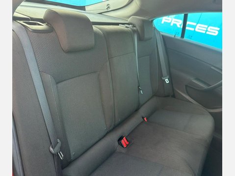 Vauxhall Insignia 2.0 CDTi ecoFLEX Design Hatchback 5dr Diesel Manual Euro 5 (s/s) (140 ps) 10