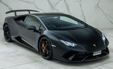 Lamborghini Huracan LP 640-4 PERFORMANTE 8